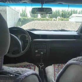 Nissan Sunny 1998
