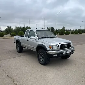 Toyota Tacoma 2003