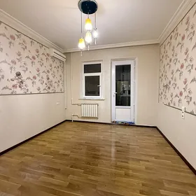 Mir4 4kom 110m2 satlyk