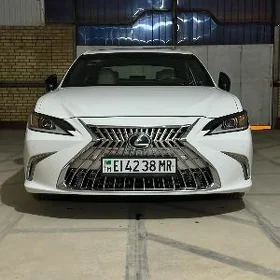 Lexus ES 350 2022