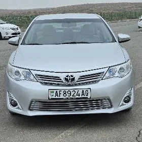 Toyota Camry 2013