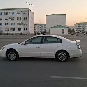 Nissan Altima 2004