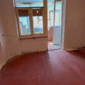 10 mkr 1 komnat gostinka