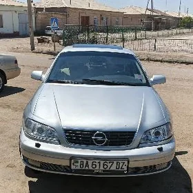 Opel Omega 2002