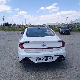 Hyundai Sonata 2022
