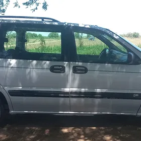 Opel Sintra 1998