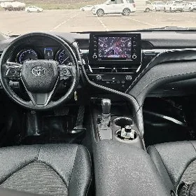 Toyota Camry 2021