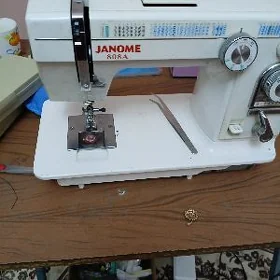Janome 808a