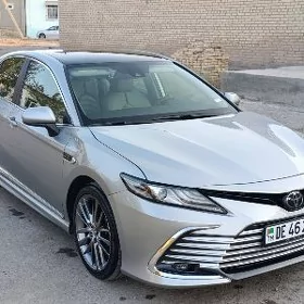 Toyota Camry 2020