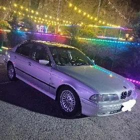 BMW E39 1999