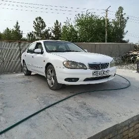 Nissan Maxima 2000