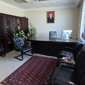 ARENDA OFIS POMISENIYE