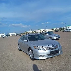 Toyota Camry 2011