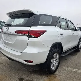 Toyota Fortuner 2025