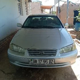 Toyota Camry 2000