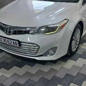 Toyota Avalon 2013