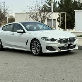 BMW M8 2021
