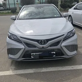 Toyota Camry 2023