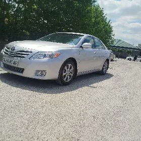 Toyota Camry 2010