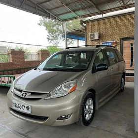 Toyota Sienna 2009