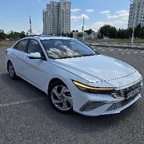 Hyundai Elantra 2025