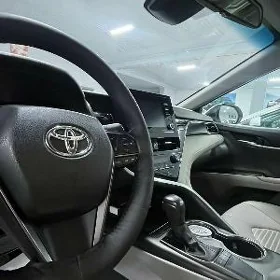 Toyota Camry 2022