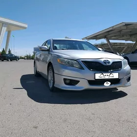 Toyota Camry 2010
