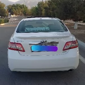 Toyota Camry 2010
