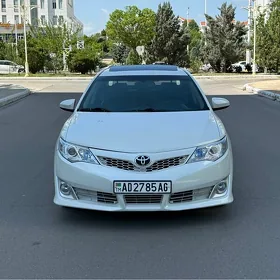 Toyota Camry 2013