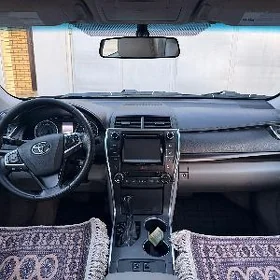 Toyota Camry 2017