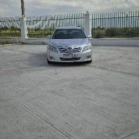 Toyota Camry 2010