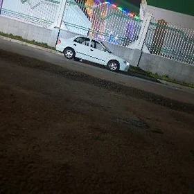 Hyundai Accent 1998