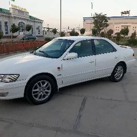 Toyota Camry 1999