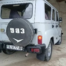UAZ 469 2001