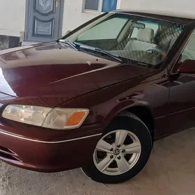 Toyota Camry 2000