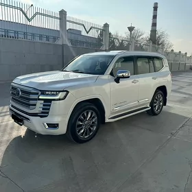 Toyota Land Cruiser 2023