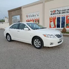 Toyota Camry 2010