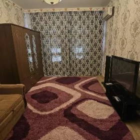1 komn 47 m²  9/5 et Mir 7/2