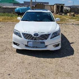 Toyota Camry 2011