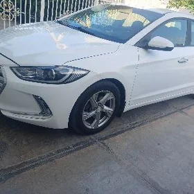 Hyundai Elantra 2018