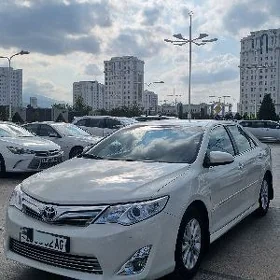 Toyota Camry 2013