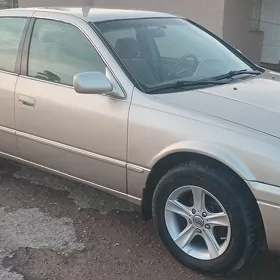 Toyota Camry 1998