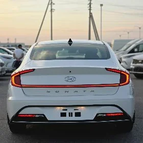 Hyundai Sonata 2022