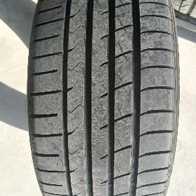 235 40 19