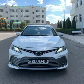 Toyota Camry 2022