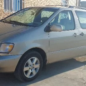 Toyota Sienna 2000