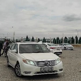 Toyota Avalon 2012