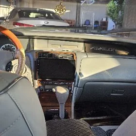 Toyota Avalon 2001