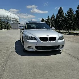 BMW E60 2004