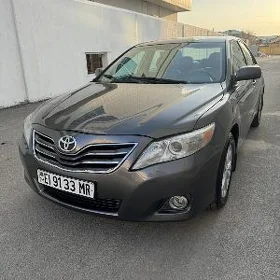 Toyota Camry 2011